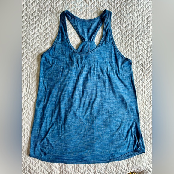 Lululemon Essential Tank Heathered Jet Set Blue size M - Picture 6 of 6